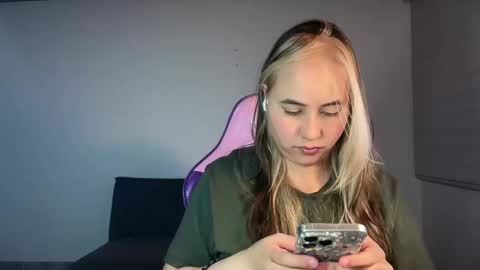 mirilinda online show from March 4, 2026, 2:06 am