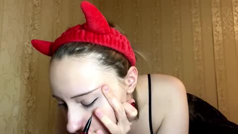 Ria online show from February 19, 2026, 7:54 pm