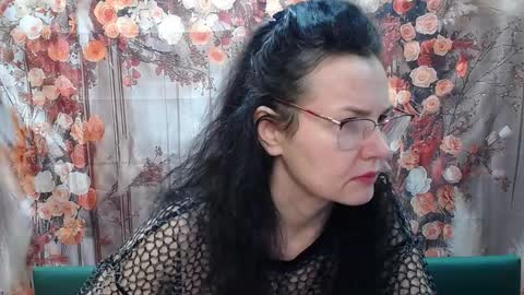 Miroslava Happi online show from February 15, 2026, 6:54 am