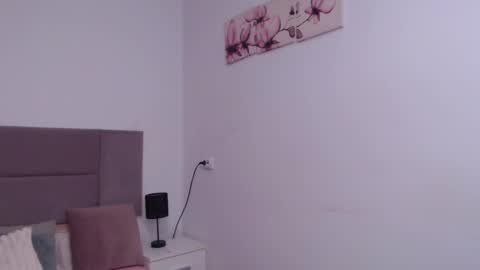 MiryamInes online show from February 14, 2025, 5:36 pm