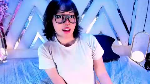 Snapshot of misa_saoki chatting on July 18, 2026, 5:11 am online show from July 18, 2026, 5:11 am