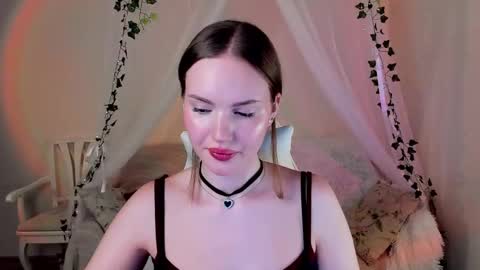 Snapshot of mish_ka3 chatting on September 17, 2025, 1:35 pm Misha online show from September 17, 2025, 1:35 pm
