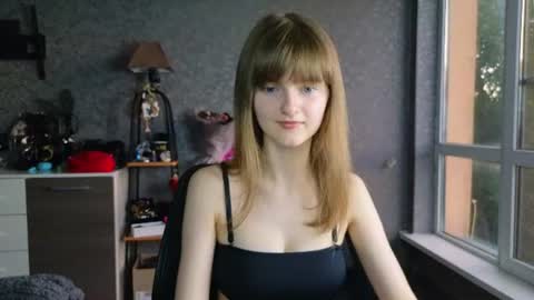 Snapshot of miss___alisa chatting on June 17, 2026, 5:36 pm Alisa NONNUDE online show from June 17, 2026, 5:36 pm
