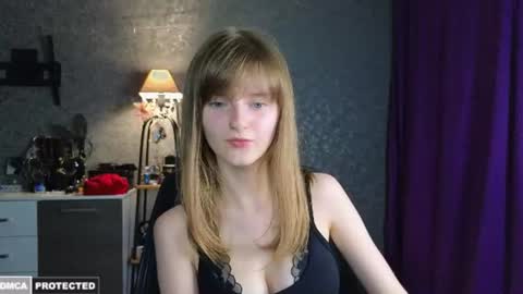 Snapshot of miss___alisa chatting on June 25, 2026, 7:51 pm Alisa NONNUDE online show from June 25, 2026, 7:51 pm