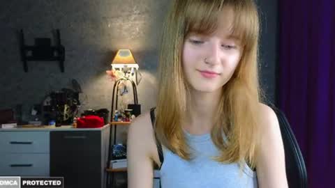 Snapshot of miss___alisa chatting on July 4, 2026, 6:03 pm Alisa NONNUDE online show from July 4, 2026, 6:03 pm