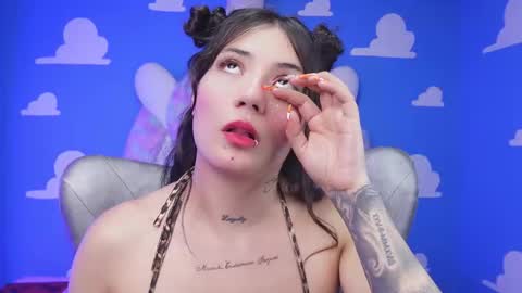 Charlotte online show from October 11, 2025, 6:17 pm