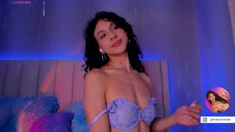 Snapshot of miss__charlotte_ chatting on October 17, 2025, 5:43 am Charlotte online show from October 17, 2025, 5:43 am