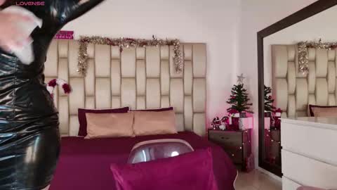 Snapshot of miss_alexxxa_ chatting on November 10, 2025, 7:24 pm Alexa online show from November 10, 2025, 7:24 pm