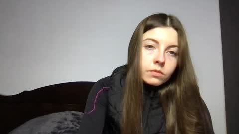 miss angel  online show from February 12, 2026, 9:10 pm