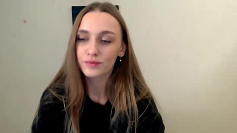 Angelina online show from October 9, 2025, 6:11 am