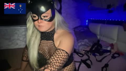 Snapshot of miss_antonette_xxx chatting on May 18, 2026, 4:07 am Call me Miss Antonette online show from May 18, 2026, 4:07 am