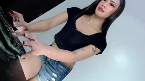 Snapshot of miss_azumix chatting on July 6, 2026, 5:48 pm AZUMI online show from July 6, 2026, 5:48 pm