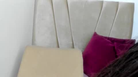 miss_big_ass21 online show from October 24, 2025, 10:50 pm