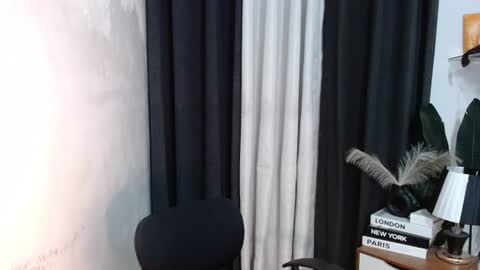Snapshot of miss_briella chatting on June 14, 2026, 5:15 pm Briella online show from June 14, 2026, 5:15 pm