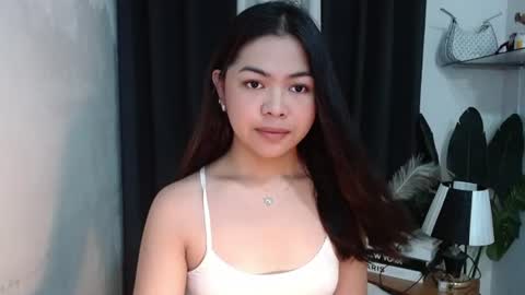 Snapshot of miss_briella chatting on June 18, 2026, 5:39 pm Briella online show from June 18, 2026, 5:39 pm
