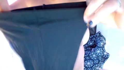 Miss Evoleth online show from January 28, 2025, 1:50 am