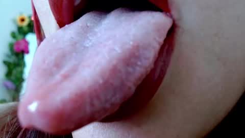 Miss Evoleth online show from March 11, 2025, 1:01 pm