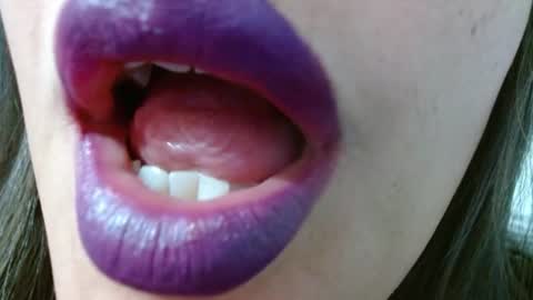 Snapshot of miss_evoleth2 chatting on July 22, 2026, 7:33 am Miss Evoleth online show from July 22, 2026, 7:33 am