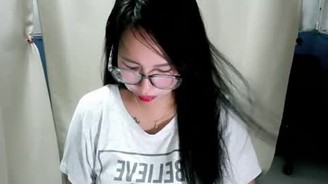 Snapshot of miss_honeyxxx chatting on June 16, 2026, 1:52 am miss_honeyxxx online show from June 16, 2026, 1:52 am