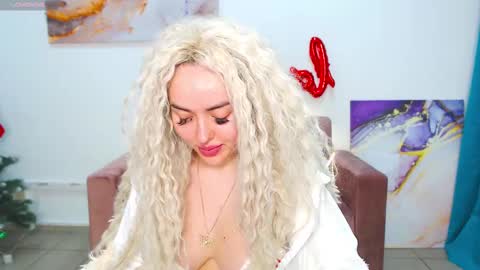 miss_kiten online show from February 24, 2025, 1:24 am