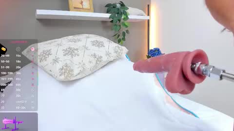 miss_lori_ online show from March 10, 2026, 1:38 pm