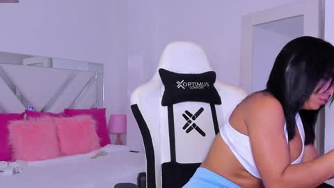   online show from January 30, 2025, 11:33 am