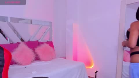   online show from March 5, 2025, 12:44 pm