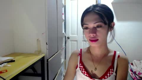 Snapshot of miss_moheera_xxx chatting on July 27, 2026, 2:07 am Moheera online show from July 27, 2026, 2:07 am