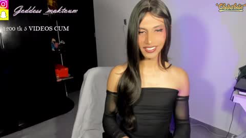 Goddess Myers  thumb up is important for me kisses  online show from April 6, 2026, 4:46 am