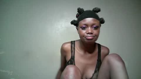 miss_pretty1 online show from February 16, 2026, 8:05 pm