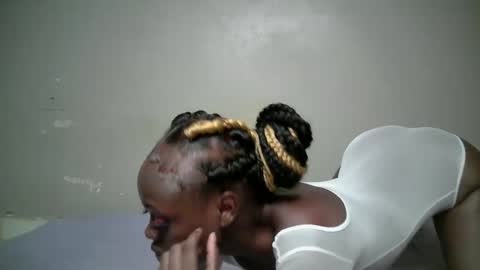 miss_pretty1 online show from February 23, 2026, 8:06 pm