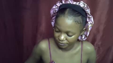 miss_rihanna2 online show from December 14, 2025, 8:24 pm