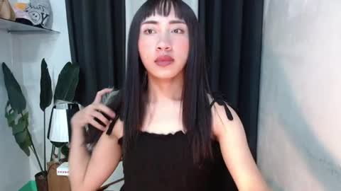 Snapshot of miss_shainia chatting on July 10, 2026, 10:51 am miss_shainia online show from July 10, 2026, 10:51 am