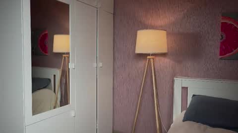 Emily online show from February 10, 2026, 2:43 pm