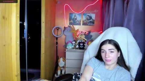 Snapshot of miss_tasy chatting on May 26, 2026, 5:09 pm Melanie January 15th is my birthday there will be an interesting show online show from May 26, 2026, 5:09 pm
