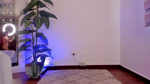 Snapshot of miss_toronto chatting on December 18, 2024, 3:22 pm Adara Lpez online show from December 18, 2024, 3:22 pm