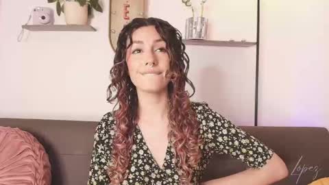 Snapshot of miss_toronto chatting on September 19, 2025, 12:02 am Adara Lpez online show from September 19, 2025, 12:02 am
