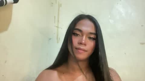 Snapshot of miss_veron_xoxo chatting on April 6, 2026, 6:53 pm miss_veron_xoxo online show from April 6, 2026, 6:53 pm