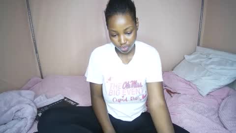 miss_worldfire online show from May 1, 2026, 2:32 pm