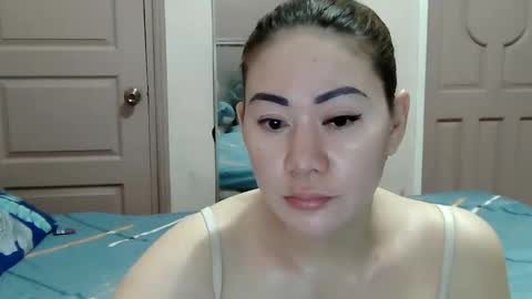 Snapshot of miss_zephyr chatting on February 21, 2026, 1:39 am HOT MOMMY ZEPHYR online show from February 21, 2026, 1:39 am