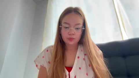Snapshot of missameliah chatting on February 3, 2026, 11:59 am Ameliahs online show from February 3, 2026, 11:59 am
