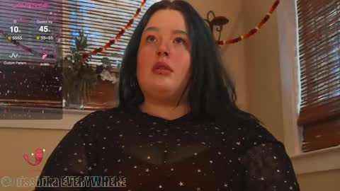 Snapshot of missbika chatting on March 11, 2025, 11:15 pm Miss Bika online show from March 11, 2025, 11:15 pm