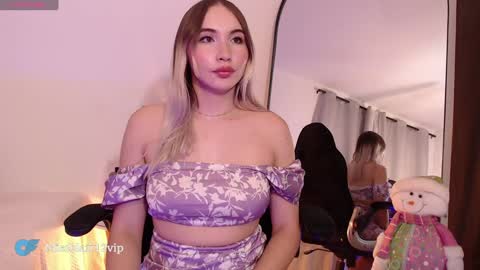 Snapshot of missblair12 chatting on December 19, 2024, 12:13 am MissBlair online show from December 19, 2024, 12:13 am