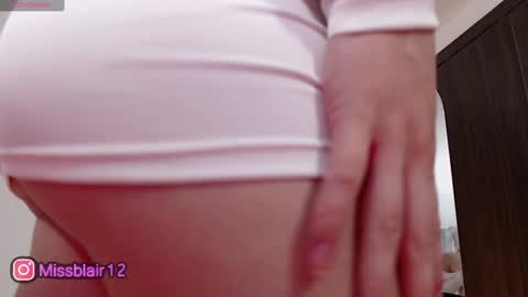 Snapshot of missblair12 chatting on January 17, 2025, 1:36 am MissBlair online show from January 17, 2025, 1:36 am