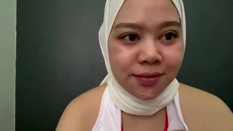 Snapshot of missclara_vynx chatting on November 8, 2025, 4:34 am missclara_vynx online show from November 8, 2025, 4:34 am