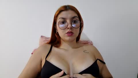 Snapshot of missdarcy_ chatting on August 9, 2026, 3:23 am Darcy online show from August 9, 2026, 3:23 am