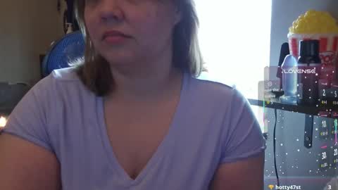 Snapshot of missfoxe12 chatting on November 19, 2025, 5:46 pm missfoxe12 online show from November 19, 2025, 5:46 pm