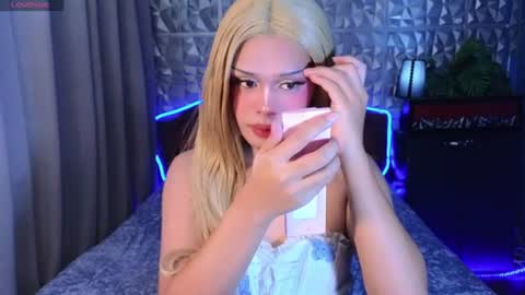 Snapshot of missionary_addiction_cumshot chatting on June 21, 2026, 12:52 pm im your queen steffie online show from June 21, 2026, 12:52 pm