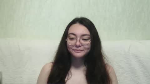 Snapshot of missis_mona chatting on December 21, 2024, 8:07 am missis mona online show from December 21, 2024, 8:07 am