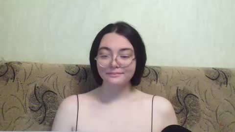 Snapshot of missis_mona chatting on September 10, 2025, 6:35 am missis mona online show from September 10, 2025, 6:35 am